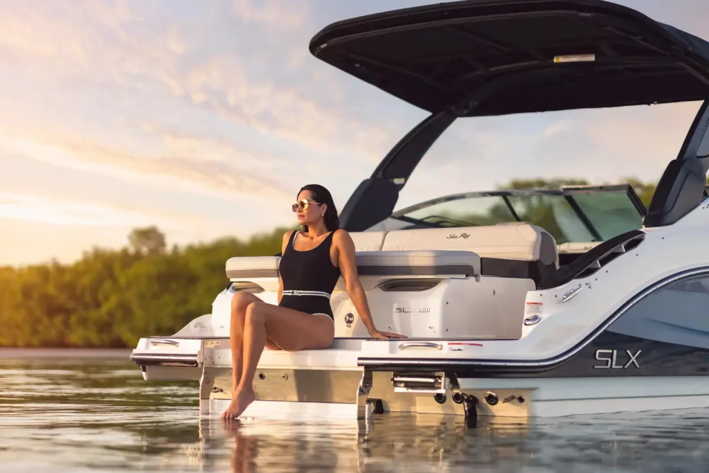 Searay_SLX_tail